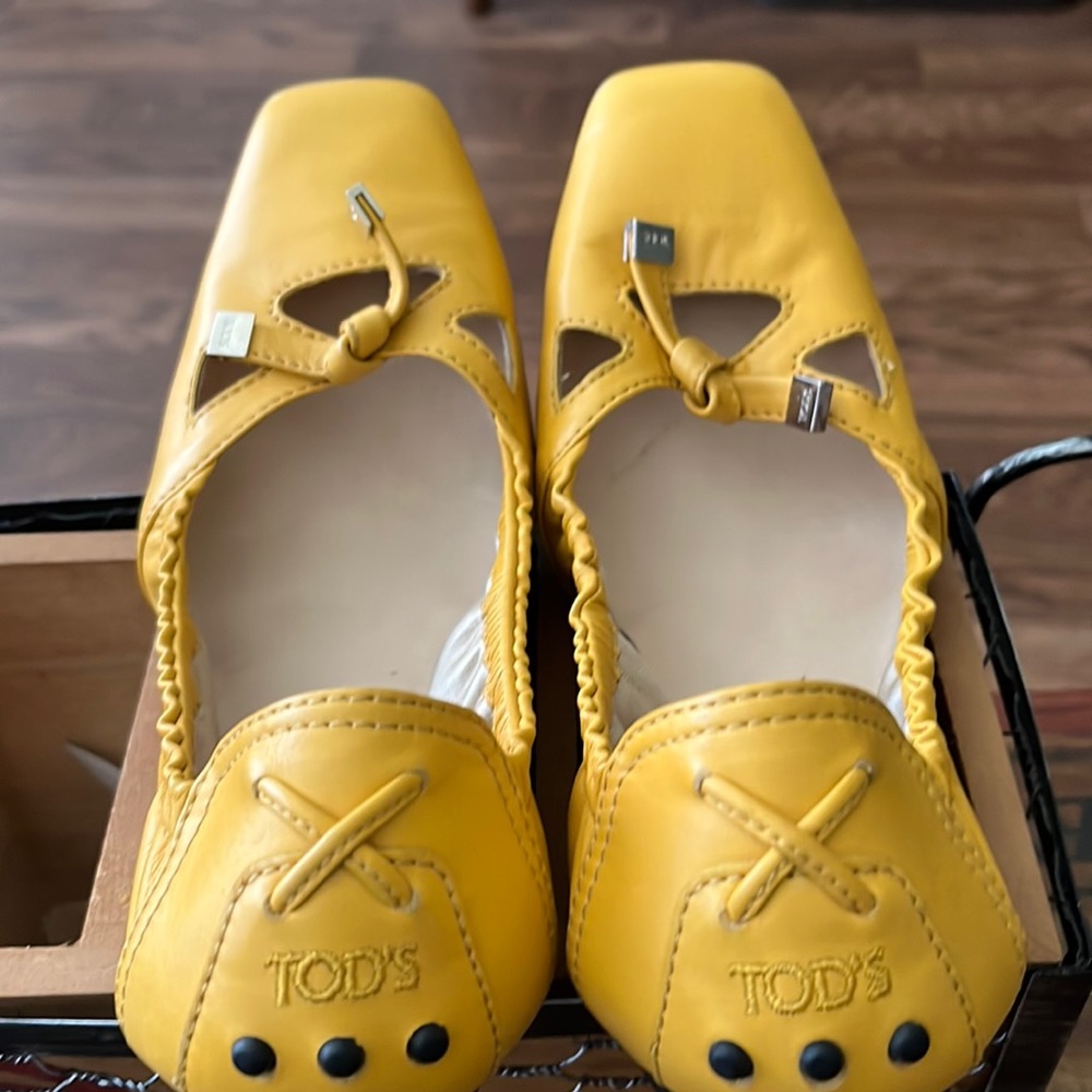 TOD’S ballerina foldable flats